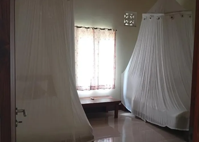 Batu Ampar Menjangan 4* バニュウェダン